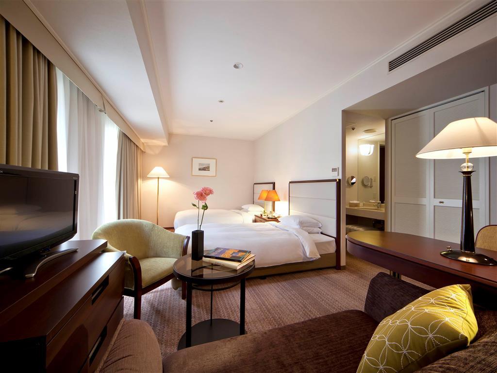 The Cypress Mercure Hotel Nagoya Bagian luar foto