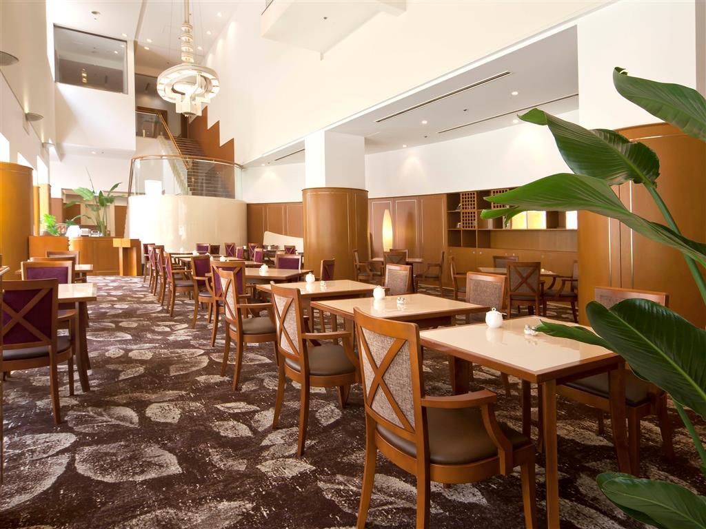 The Cypress Mercure Hotel Nagoya Bagian luar foto